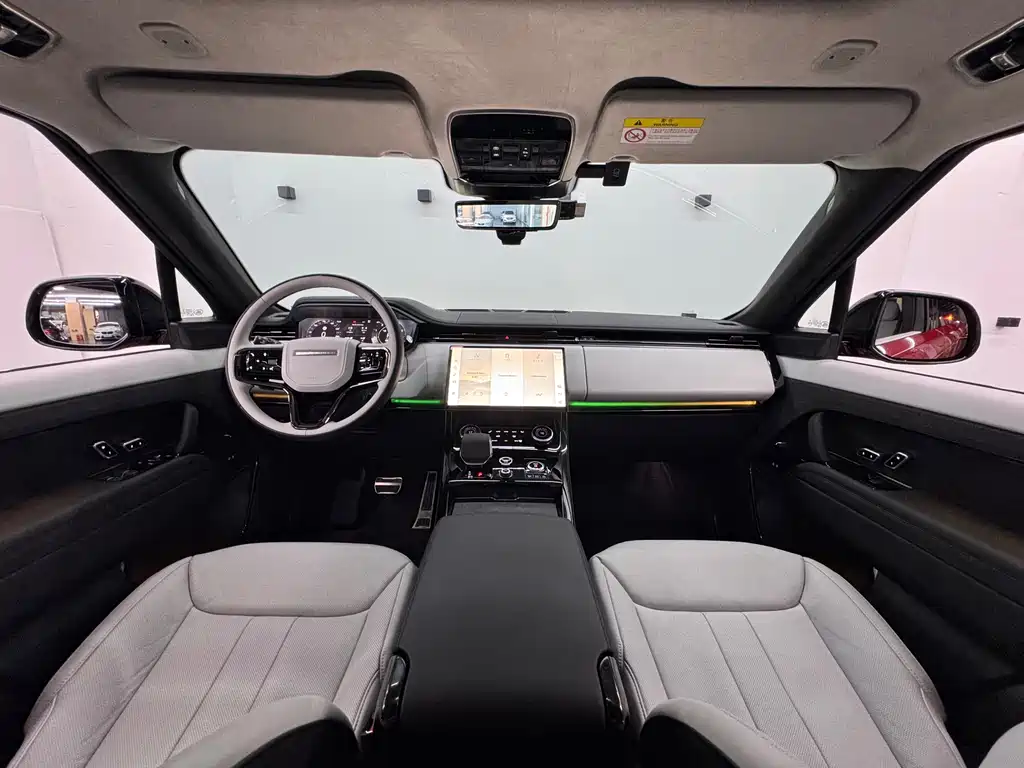 Land Rover Sport PHEV 2025 — фото 8
