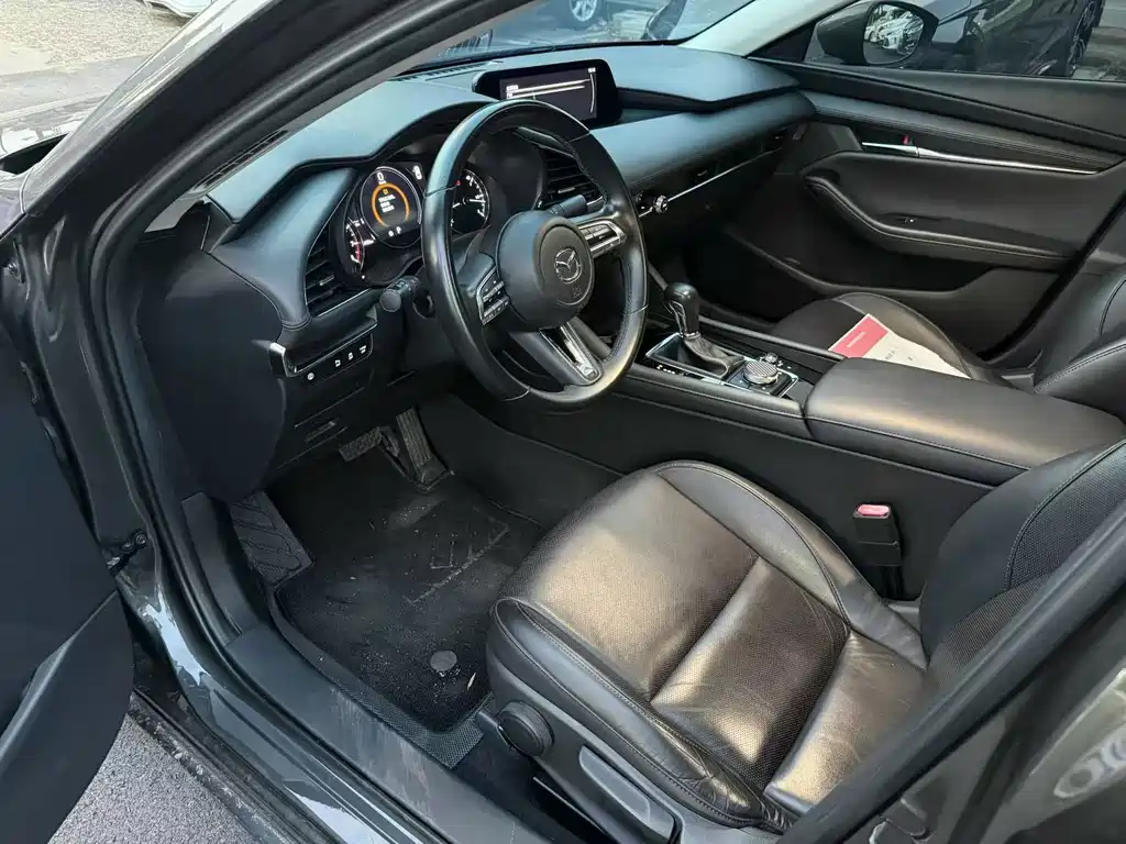 Mazda 3 Angkesela 2021
