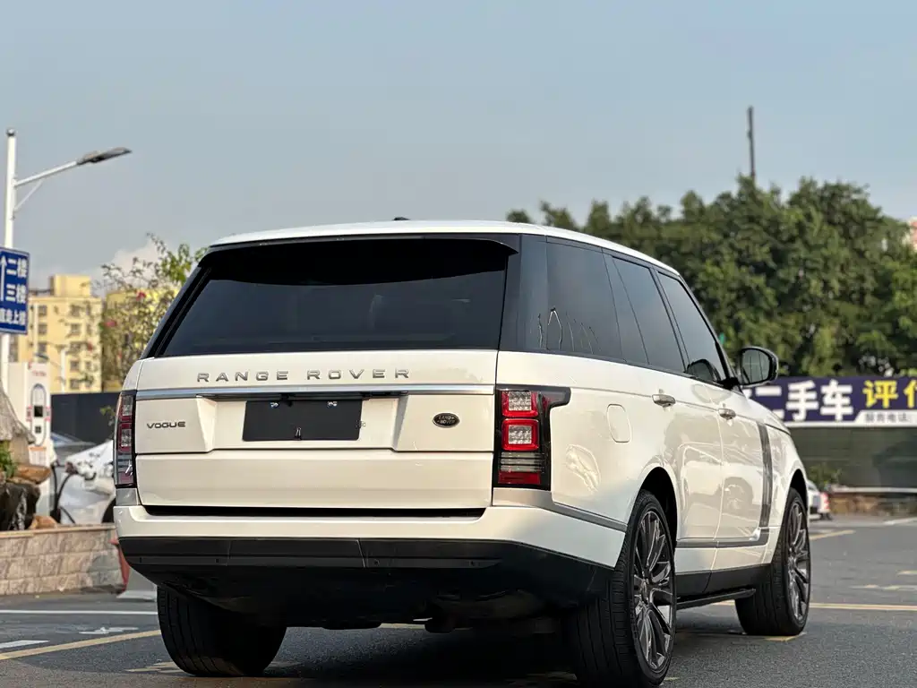 Land Rover Range Rover 2014 — фото 14