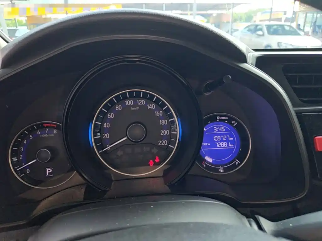 Honda Fit 2017 — фото 12