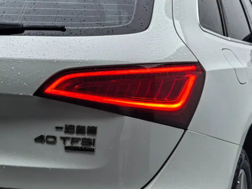 Audi Q5 2016 — фото 17