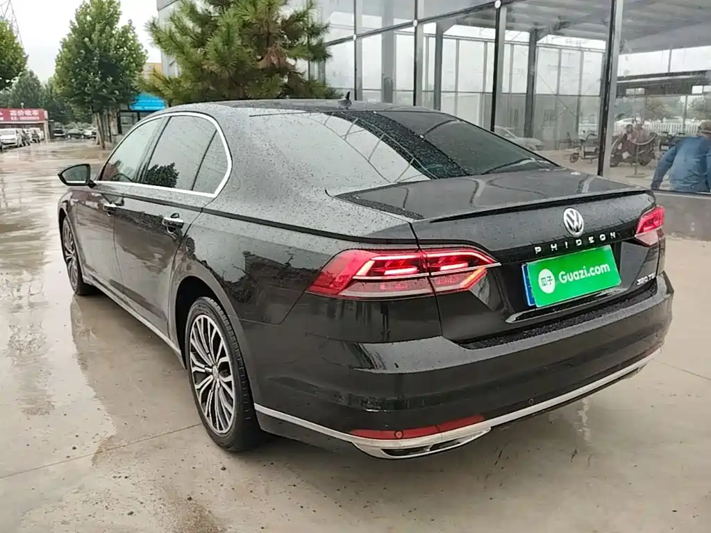 Volkswagen Phideon 2019 — фото 23