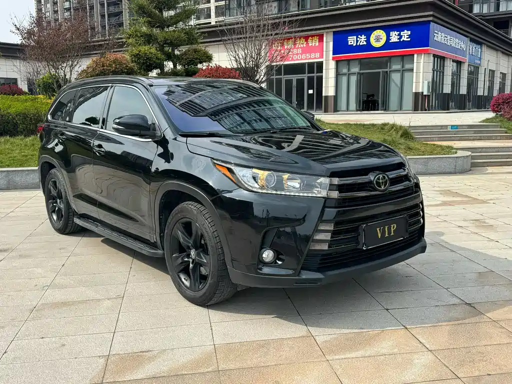 Toyota Highlander 2020 — фото 3