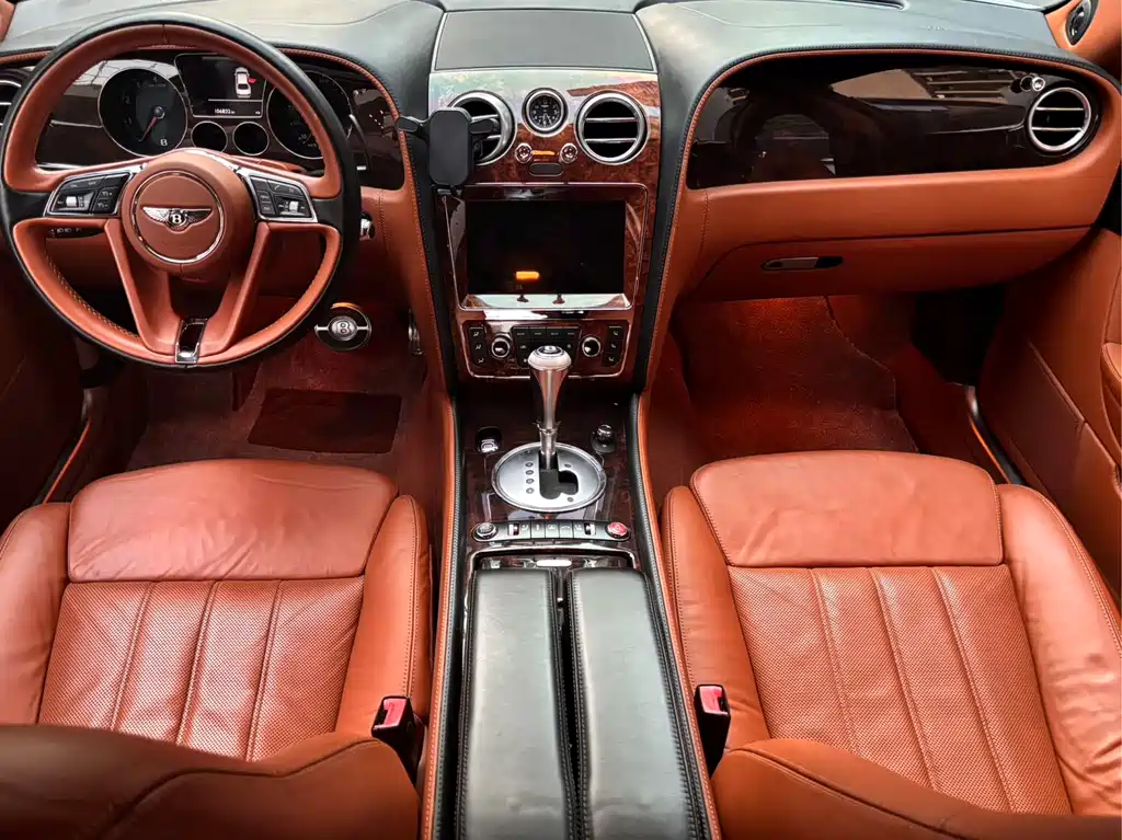 Bentley Flying Spur 2011 — фото 7