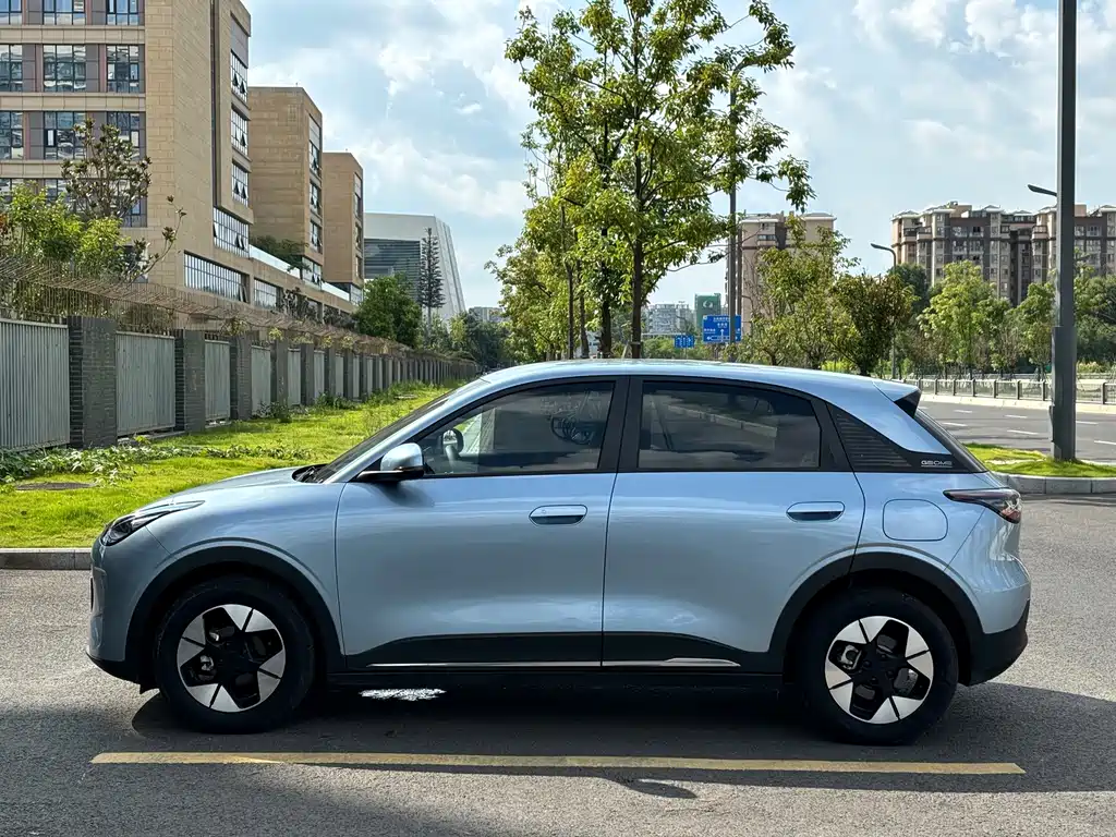 Geely Galaxy Starwish 2025 — фото 14