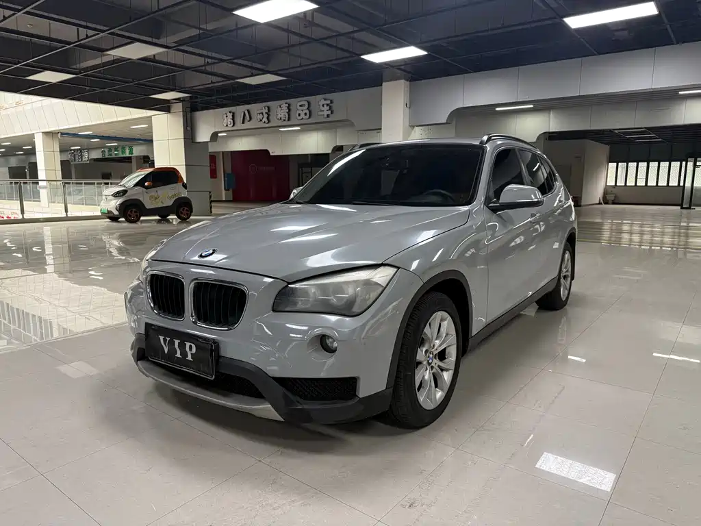 BMW X1 2014 — фото 1