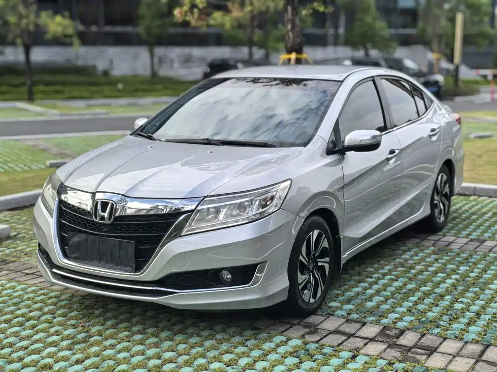 Honda Crider 2016