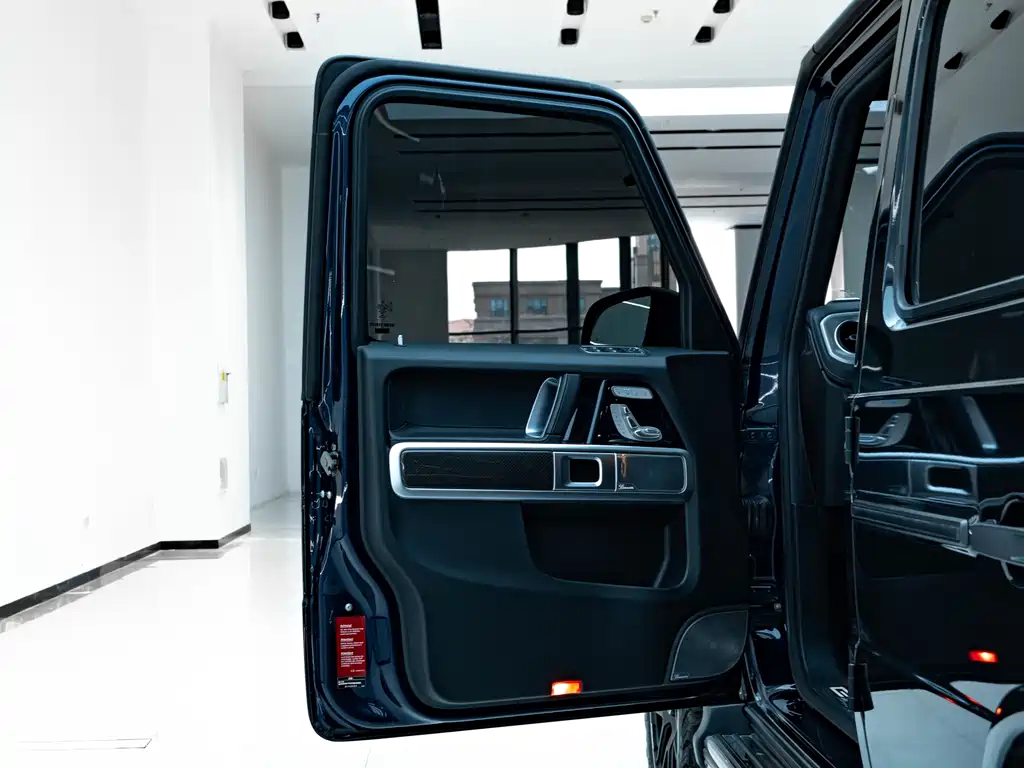 Mercedes-Benz G-Class 2021 — фото 18