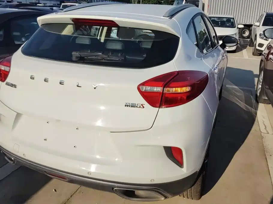 Geely Emgrand GS 2019