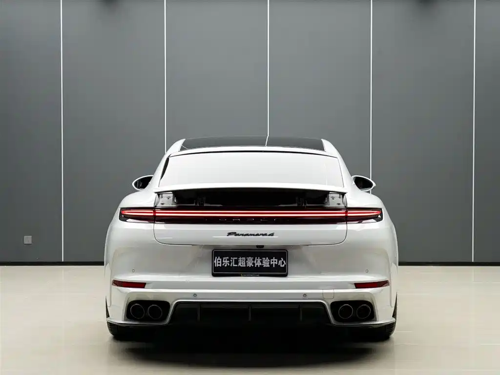 Porsche Panamera 2025 — фото 7