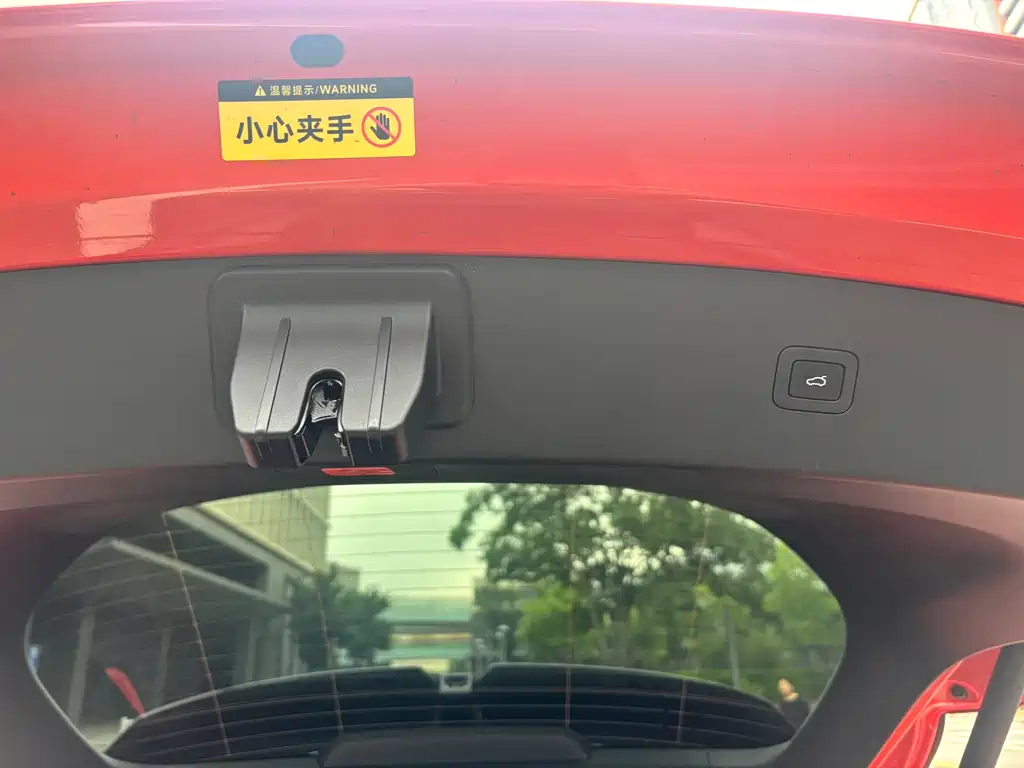 Xiaomi YU7 2025 — фото 18