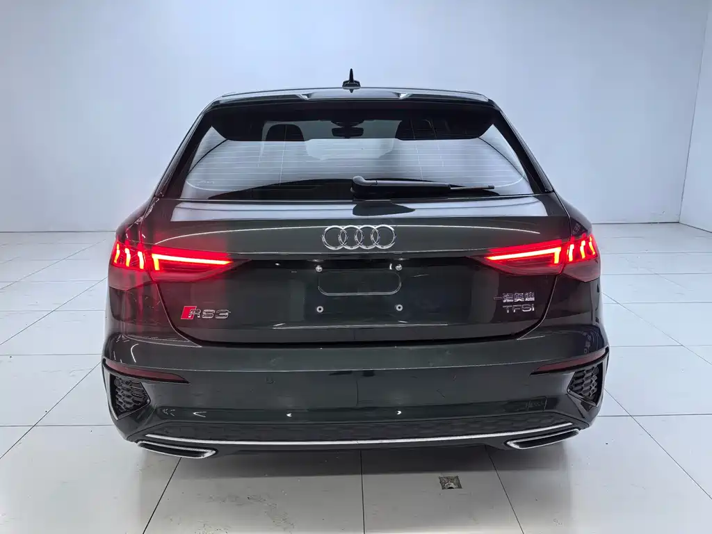 Audi A3 2023 — фото 16