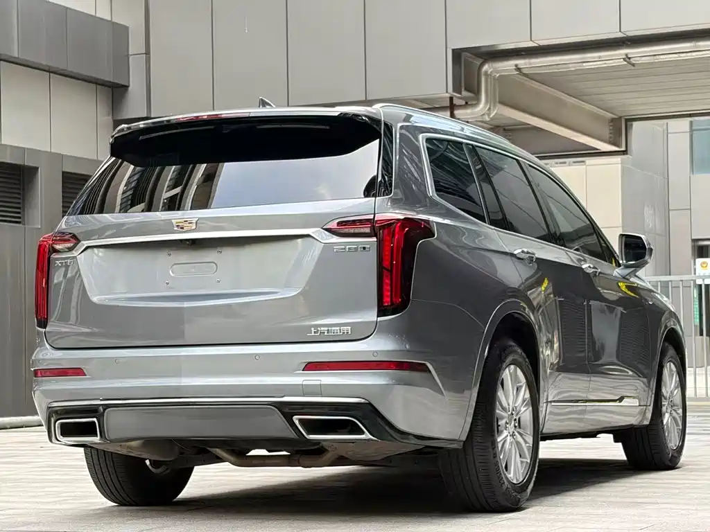 Cadillac XT6 2020 — фото 8