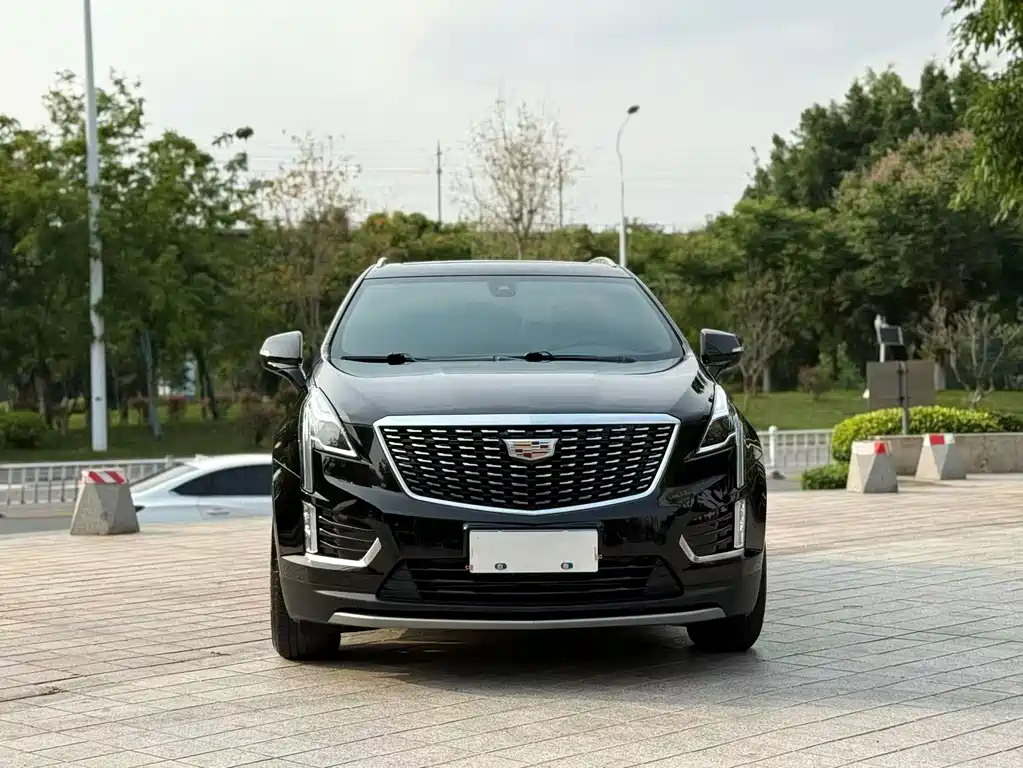 Cadillac XT5 2020 — фото 2