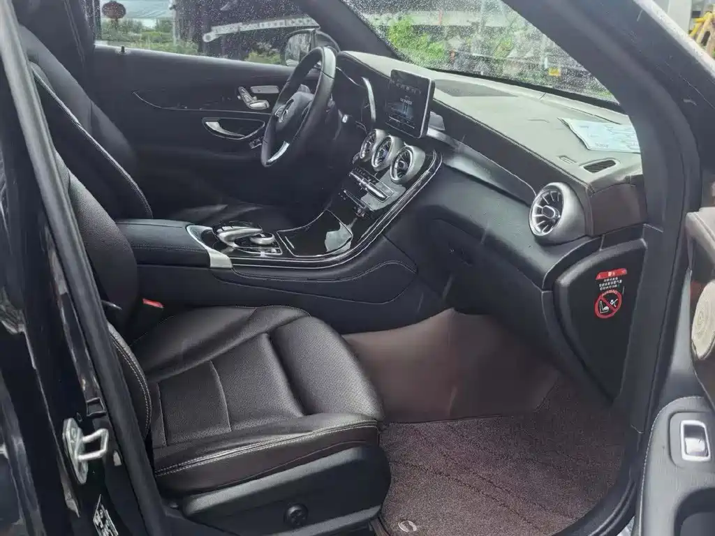 Mercedes-Benz GLC 2018