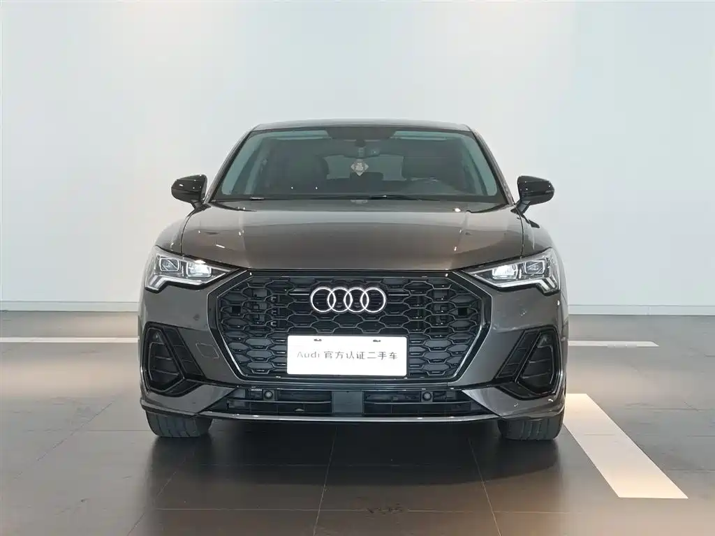 Audi Q3 Sportback 2022 — фото 2
