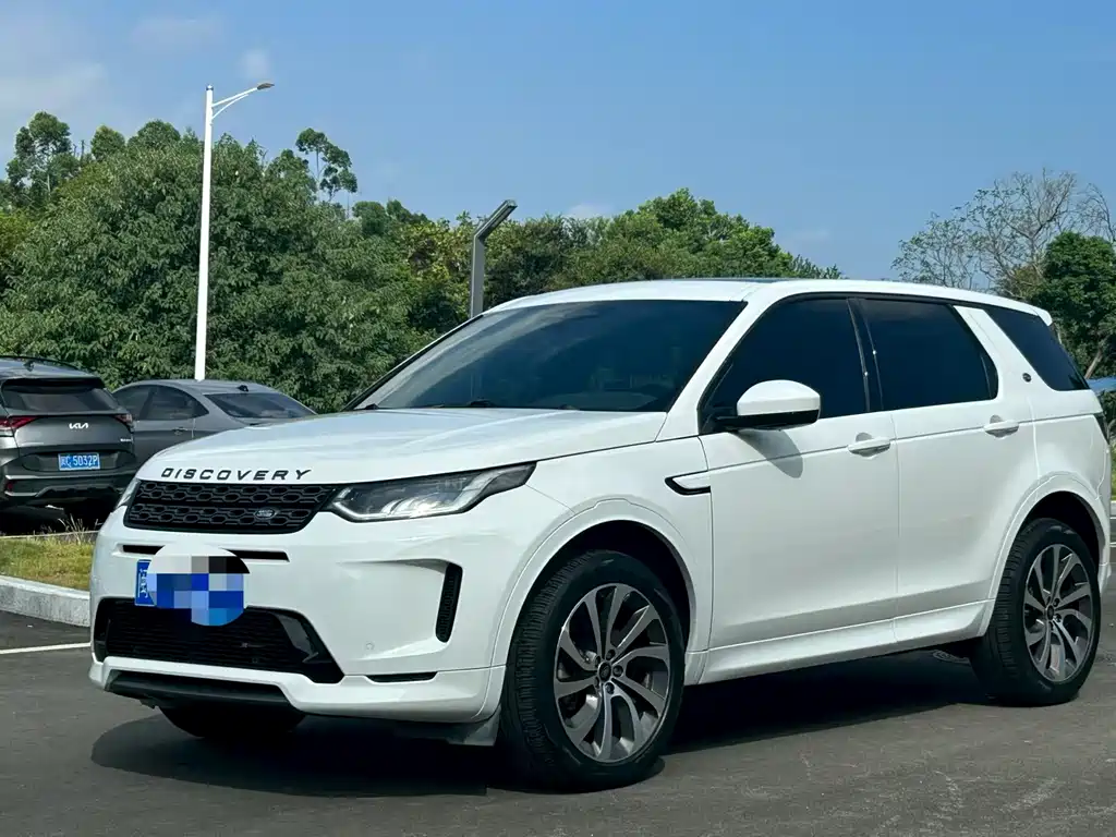 Land Rover Discovery Sport 2022 — фото 1