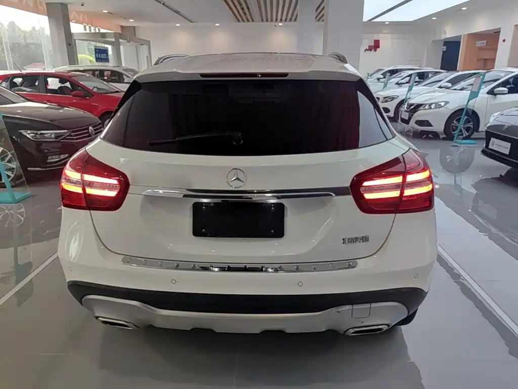 Mercedes-Benz GLA 2018 — фото 6
