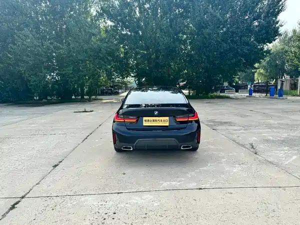 BMW 3 Series 2023