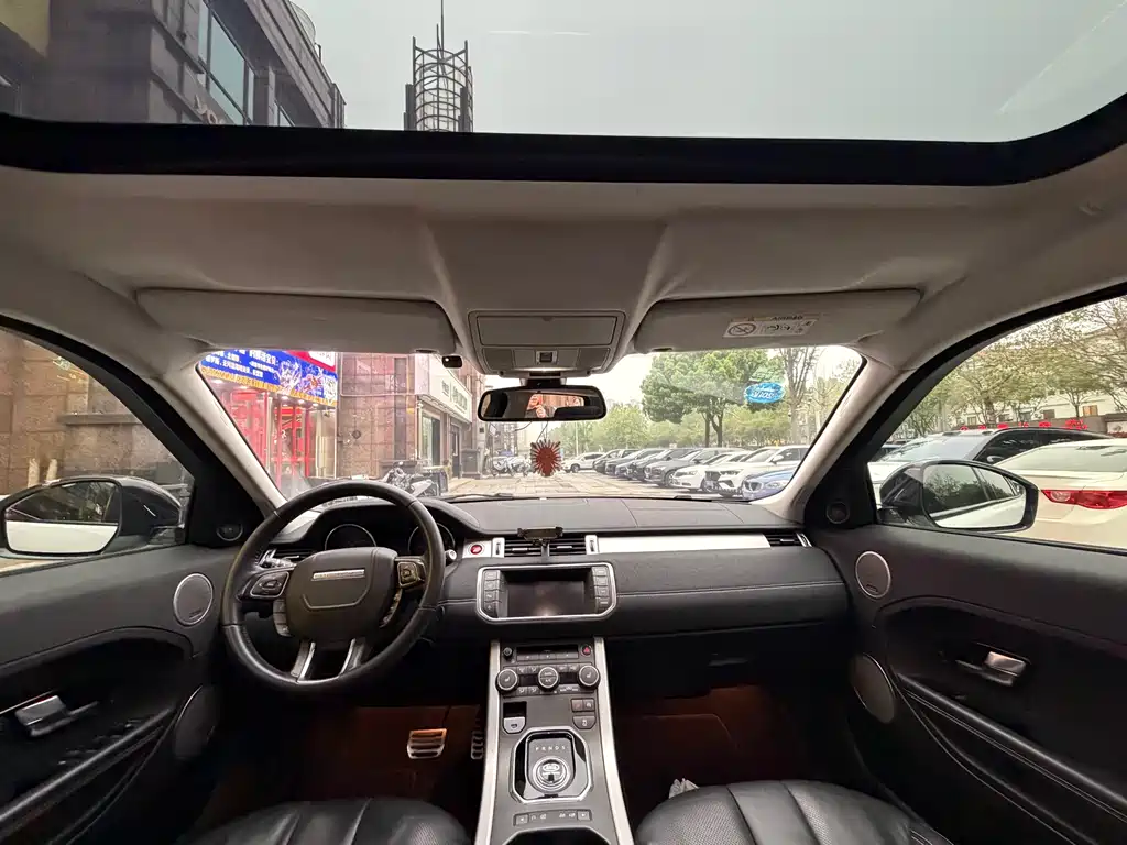 Land Rover Evoque 2014 — фото 9