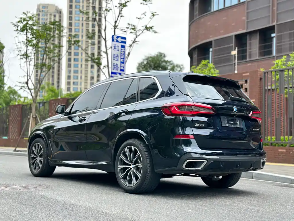 BMW X5 2021 — фото 22
