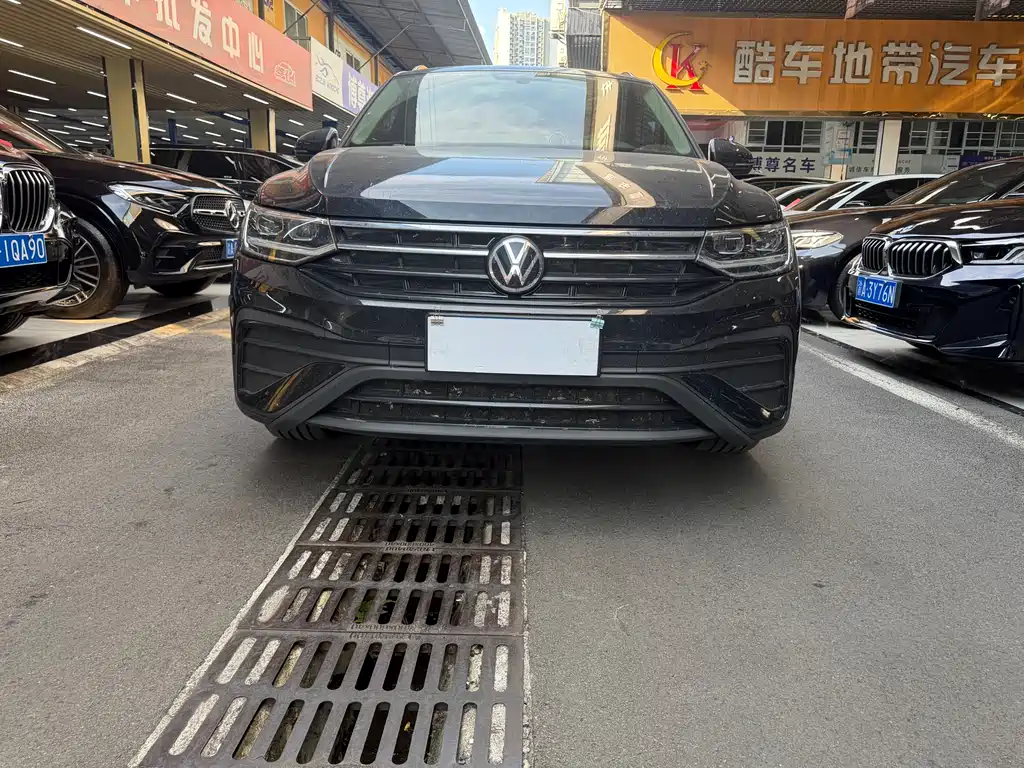 Volkswagen Tiguan L 2025