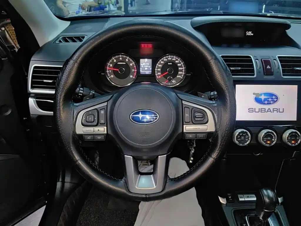 Subaru Forester 2016 — фото 11