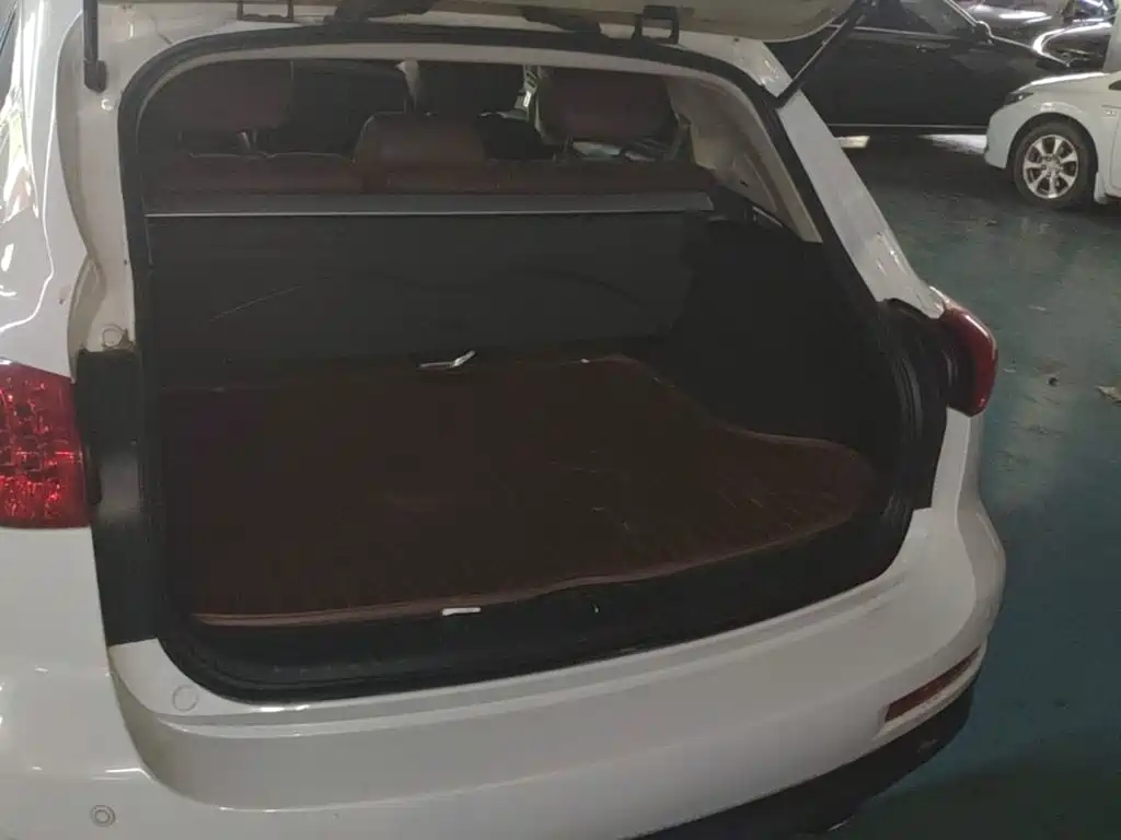 Infiniti QX50 2015 — фото 19