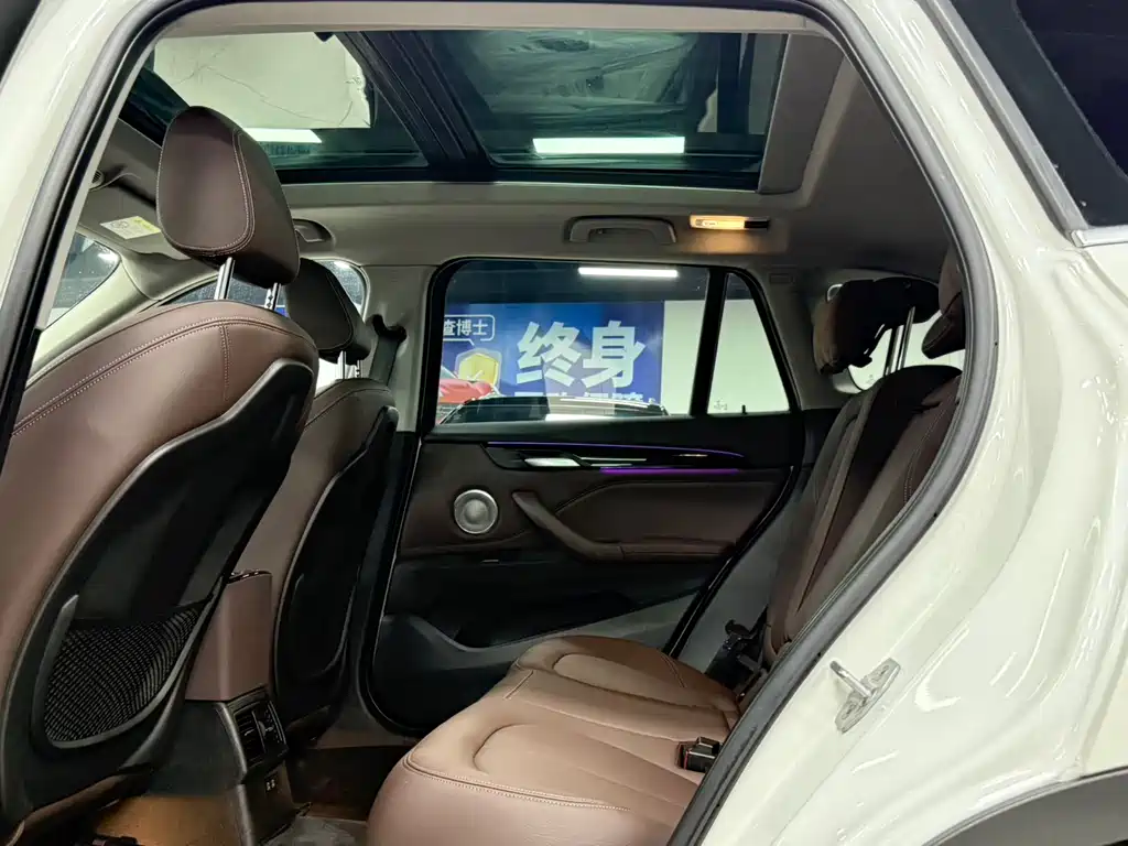 BMW X1 2022 — фото 18
