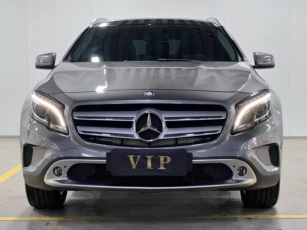 Mercedes-Benz GLA 2015