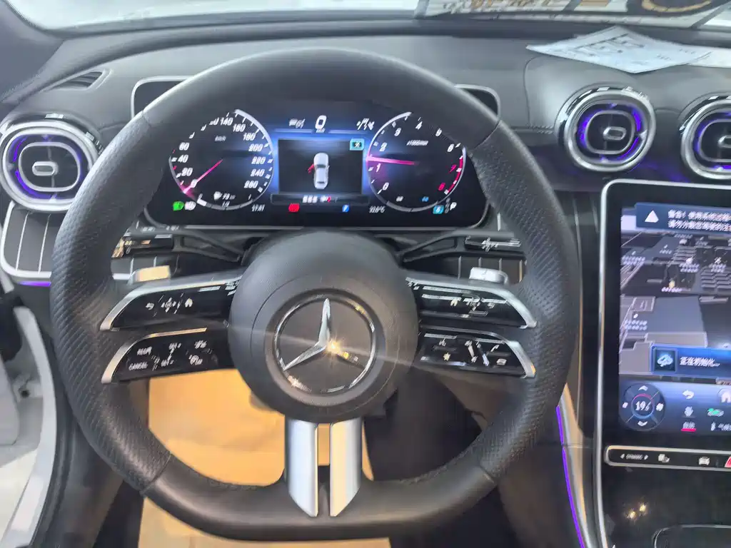 Mercedes-Benz C-Class 2023 — фото 9