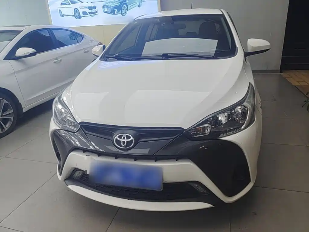 Toyota Yaris L 2019