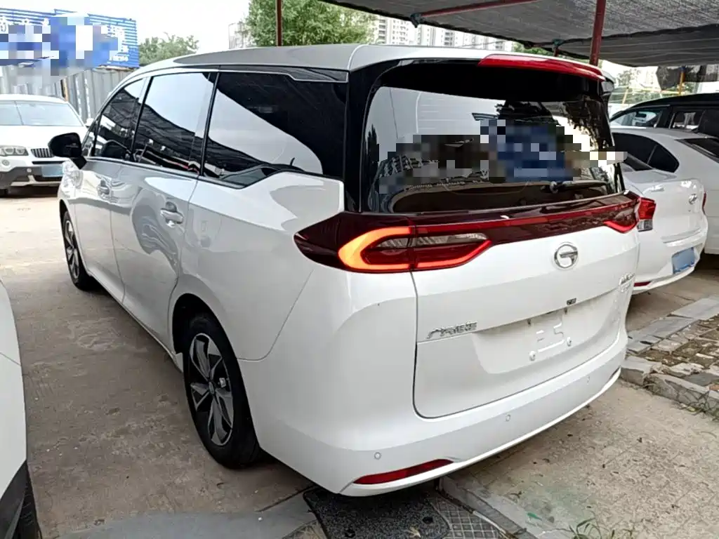 GAC Trumpchi M6 2025 — фото 5