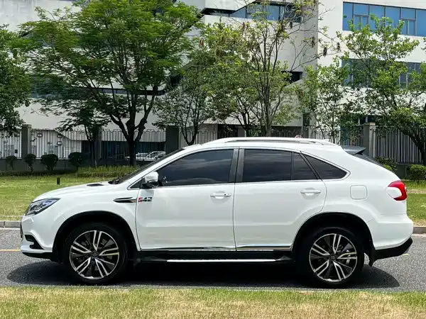 BYD Tang New Energy 2017