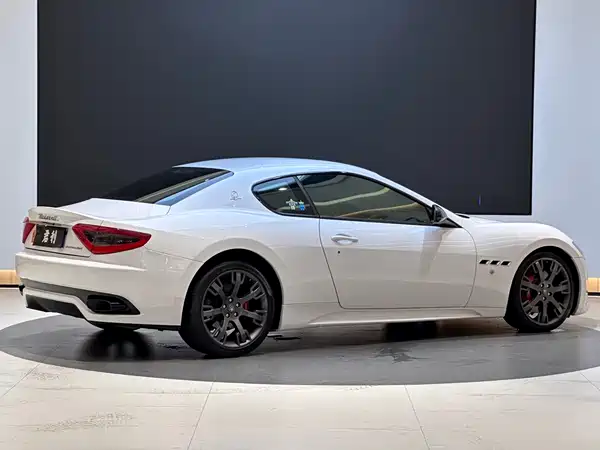 Maserati Granturismo 2009