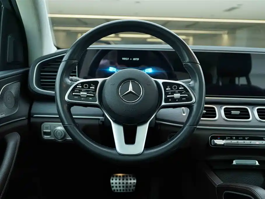 Mercedes-Benz GLE 2021 — фото 17