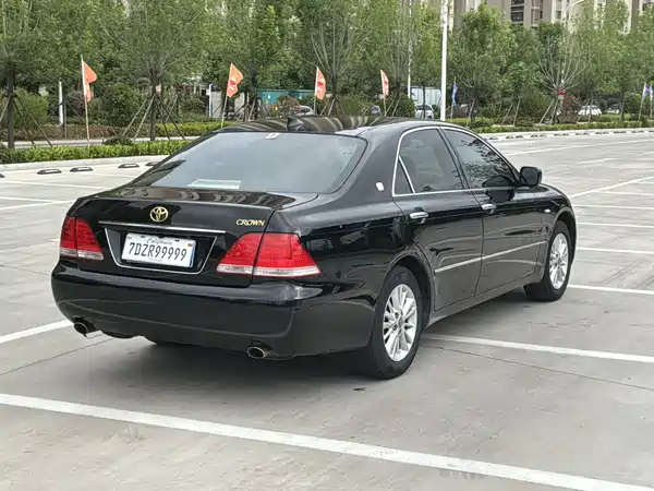 Toyota Crown 2009