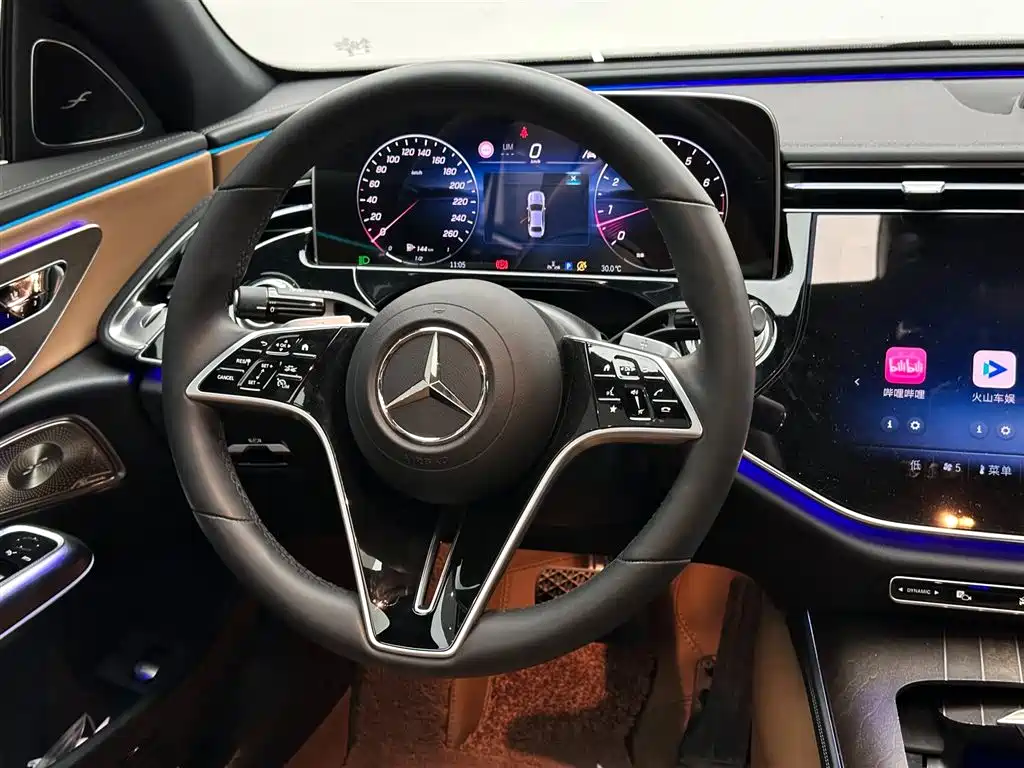 Mercedes-Benz E-Class 2024 — фото 12