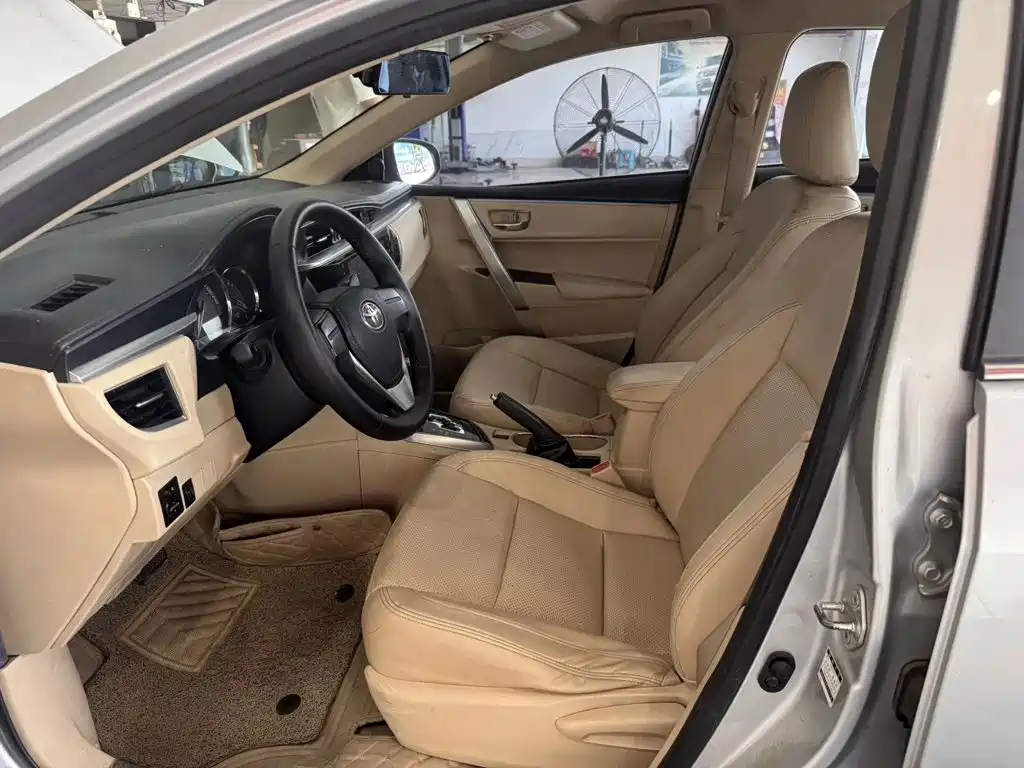Toyota Corolla 2016 — фото 8