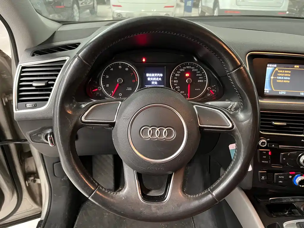Audi Q5 2016 — фото 8