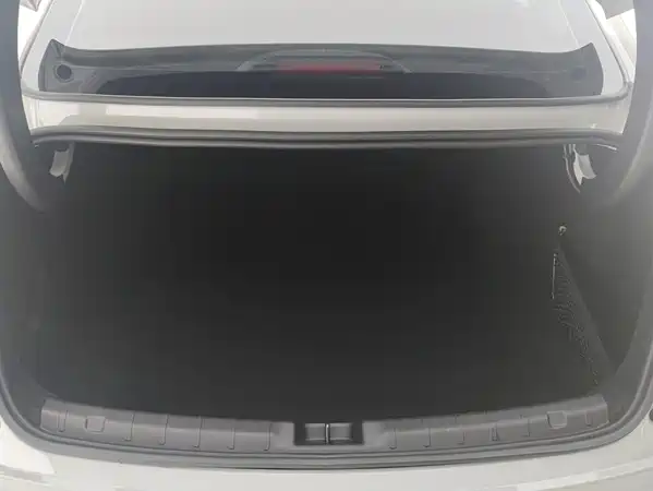 Leapmotor B01 2025