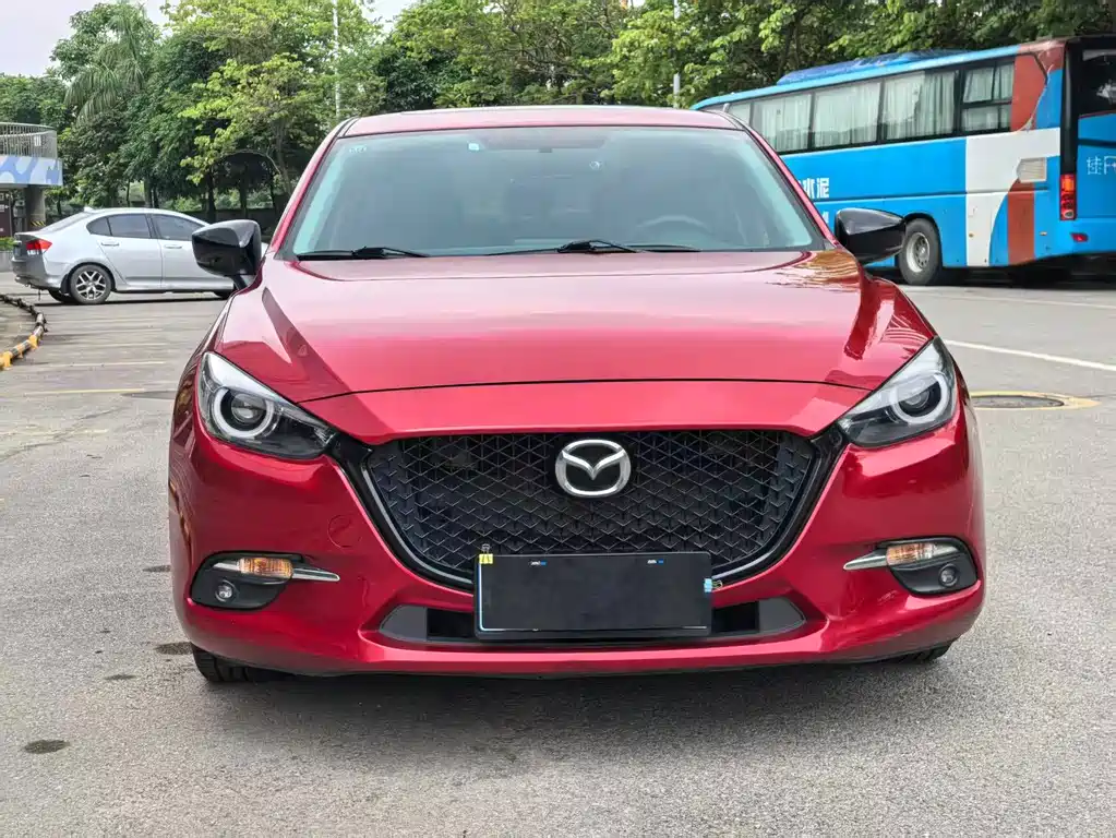 Mazda 3 Axela 2019 — фото 2