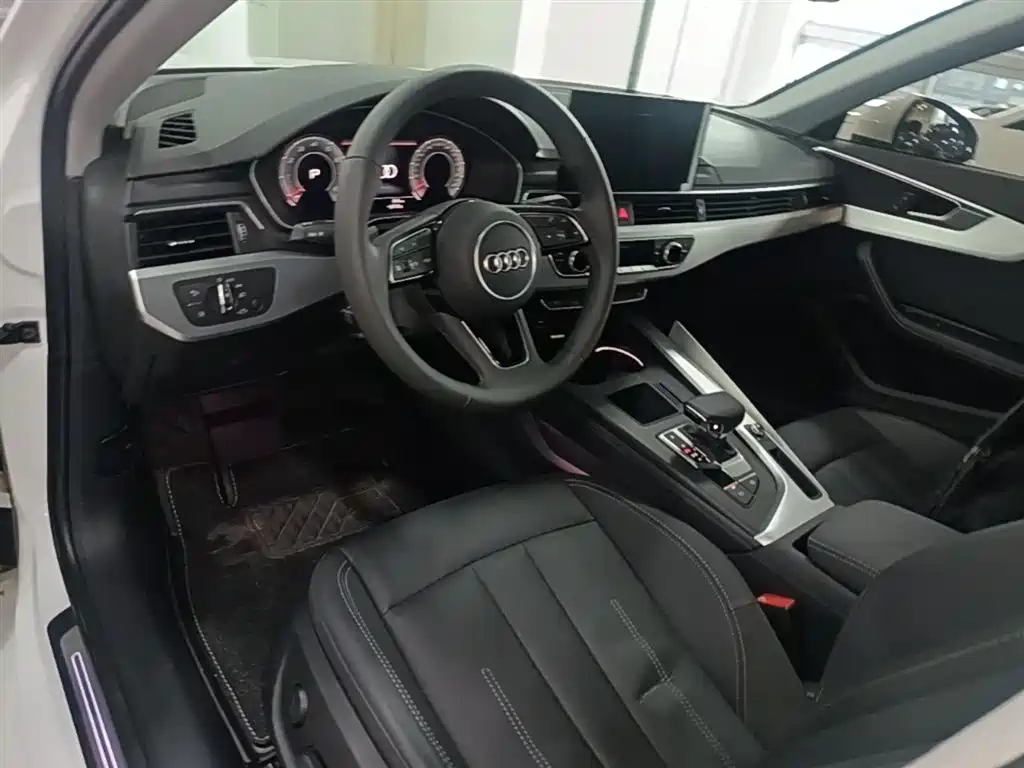 Audi A4L 2021 — фото 10