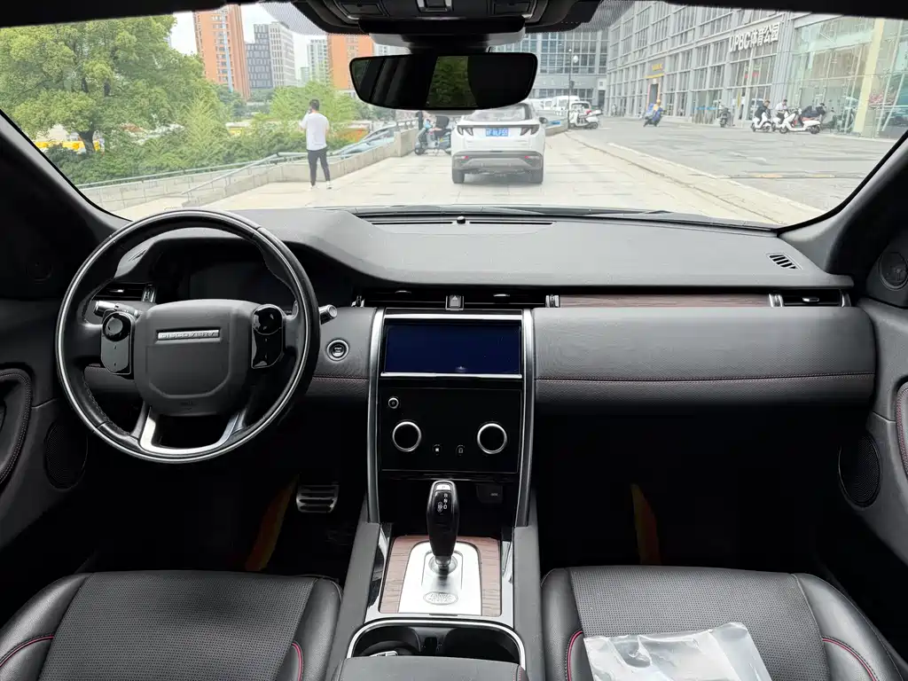Land Rover Discovery Sport 2020 — фото 14