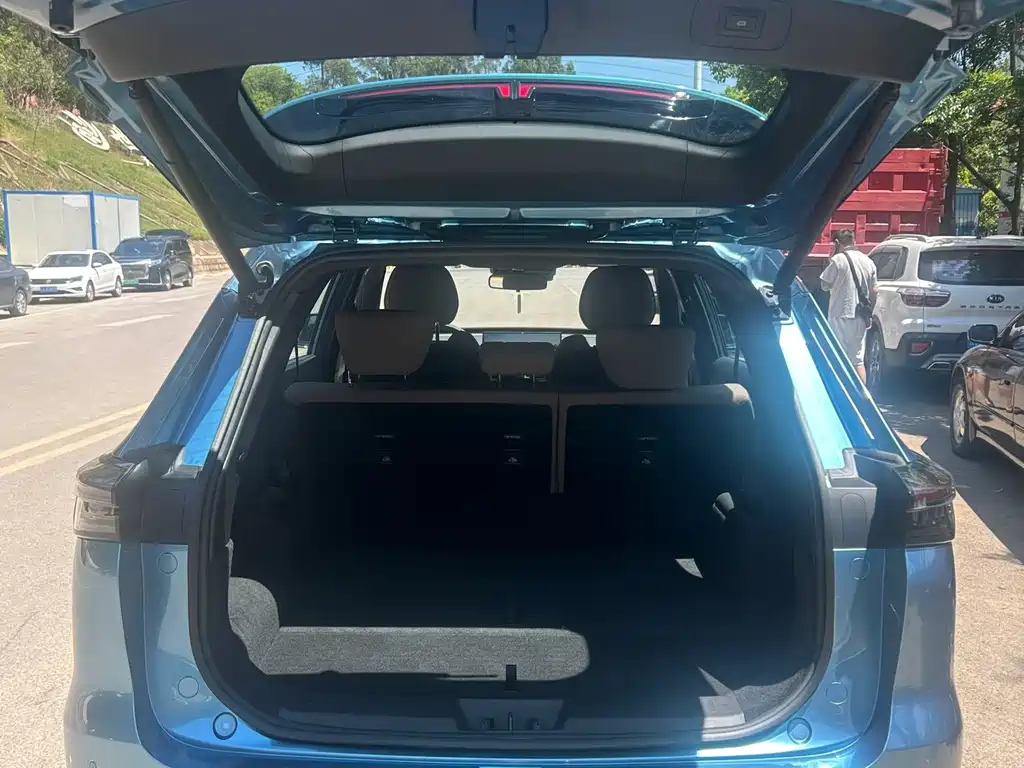 Chery Tiggo 8 PLUS C-DM 2025 — фото 8