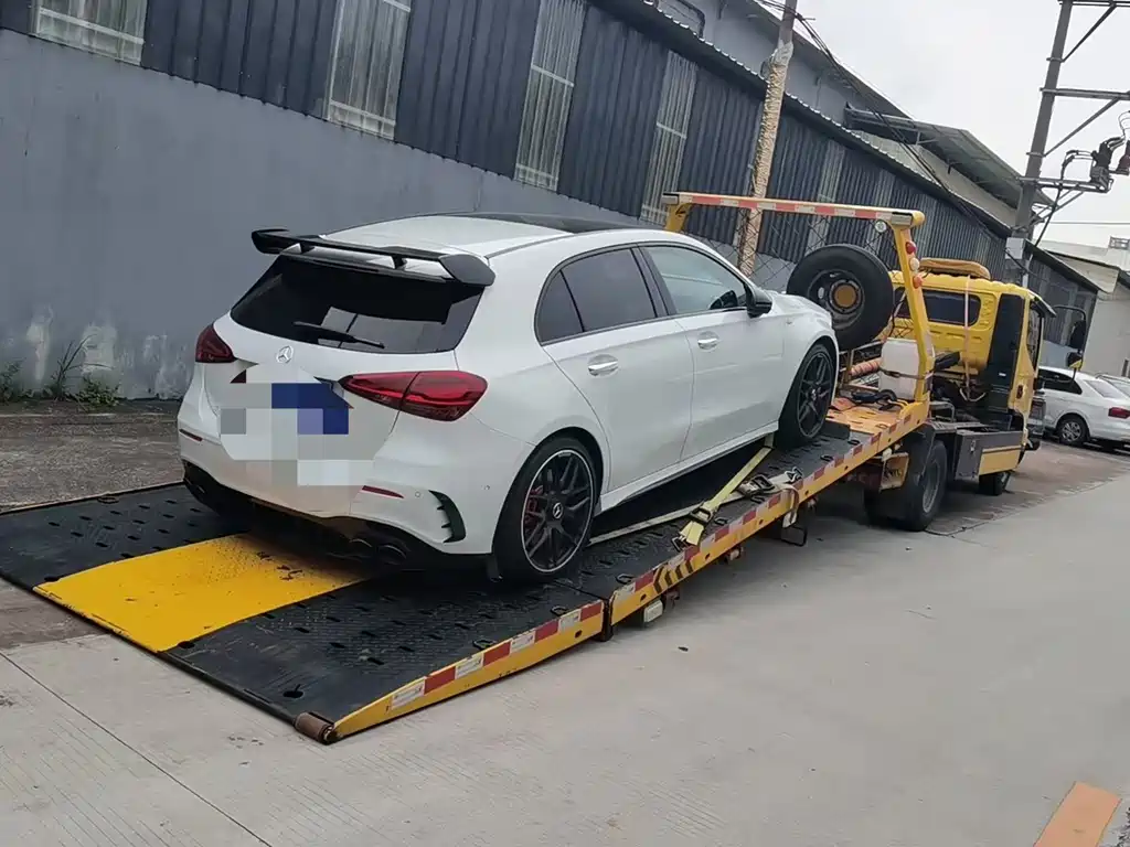 Mercedes-Benz A-Class AMG 2024 — фото 12