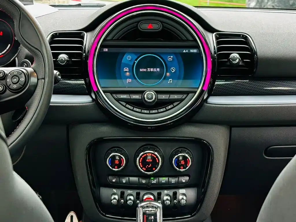 MINI JCW Clubman 2021 — фото 14