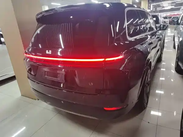 Li Auto L9 2025