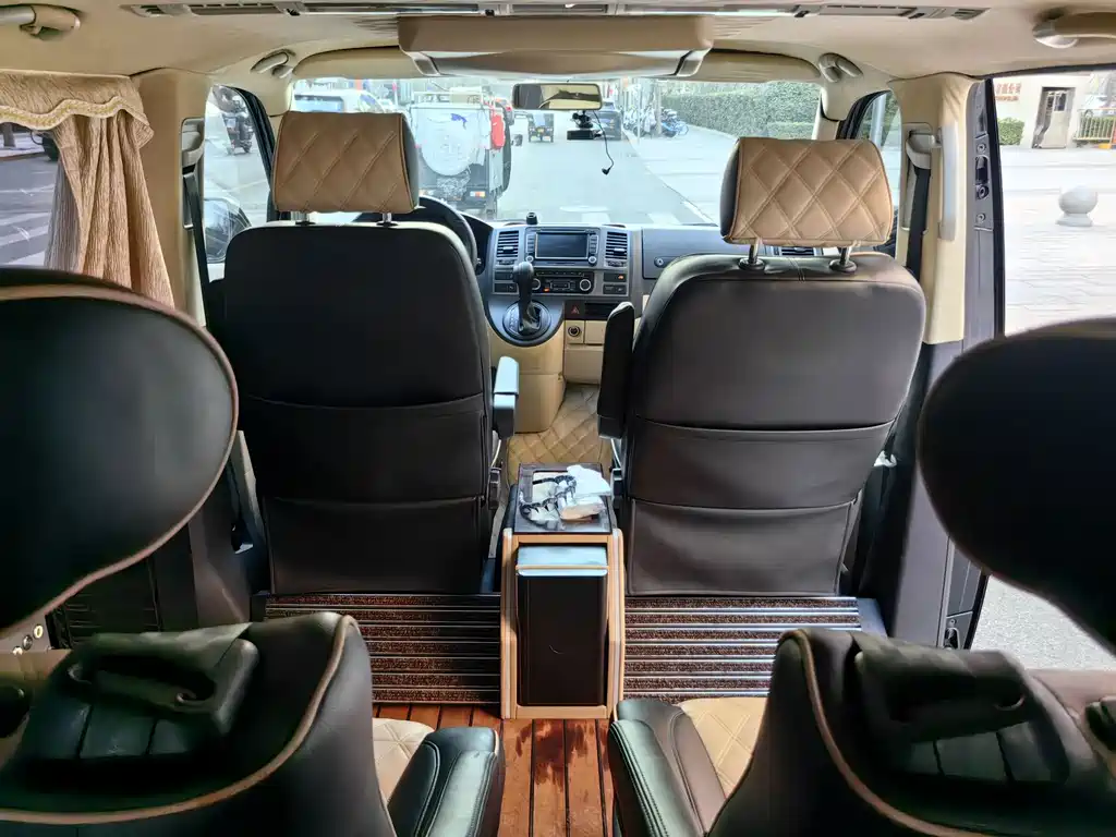 Volkswagen Caravelle 2016 — фото 11
