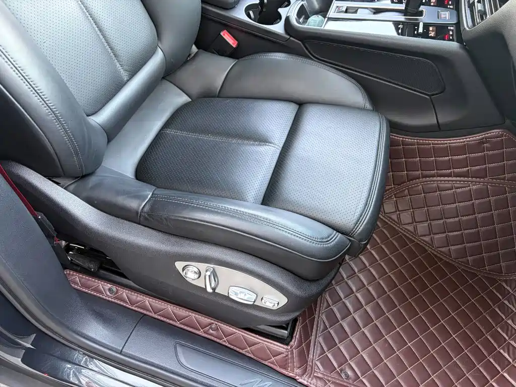 Porsche Macan 2024 — фото 10